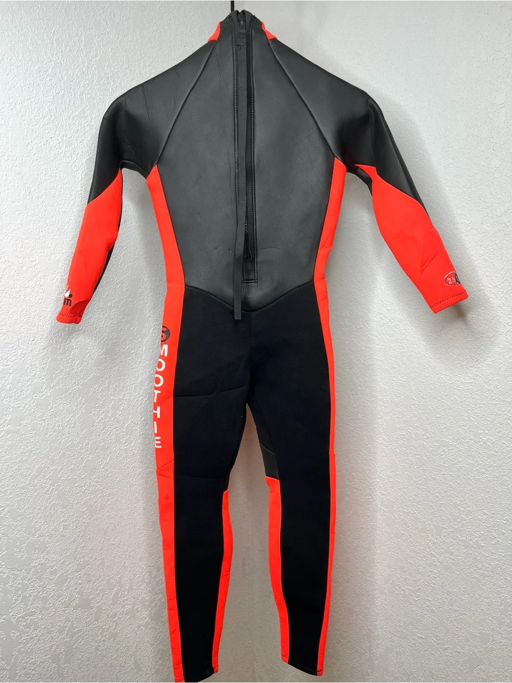 Ski Warm Black Red Full Body Wetsuit Smoothie Surf Beach Size Juniors Large